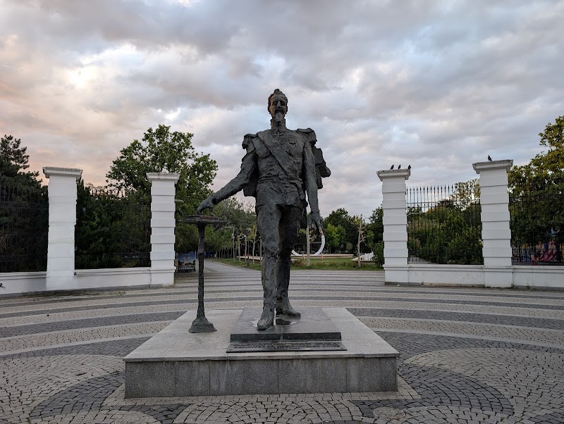 Парк Alexandru Ioan Cuza (Parcul IOR / Parcul Titan)